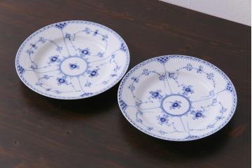 中古　ROYAL COPENHAGEN(ロイヤルコペンハーゲン)　ブルーフルーテッド　ハーフレース　プレート2枚セット(皿、洋食器)(定価約4万3千円)