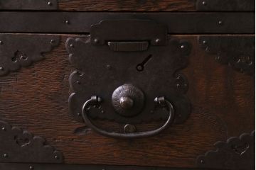 アンティーク家具　和製アンティーク　大正時代　桐材　和の風情あふれる重ね佐渡箪笥(衣装箪笥、チェスト、ローボード、桐箪笥、桐たんす)