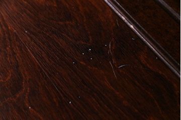 中古　松本民芸家具　凝った意匠が目を引くA型皿棚(キッチンボード、飾り棚)(定価約116万円)