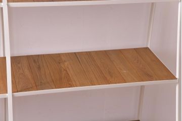 ラフジュオリジナル　チーク無垢材　アンティーク風の白いペイントがお洒落な台形アイアンラック(飾り棚、陳列棚)