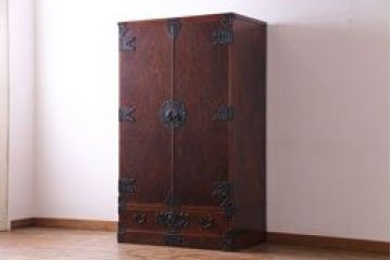中古　伝統民芸家具　岩谷堂箪笥　存在感を放つ上質なワードローブ(洋服タンス、洋服箪笥)