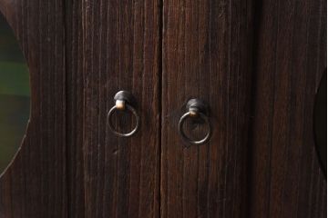 アンティーク家具　和製アンティーク　丸窓　当時物色ガラスがおしゃれな箪笥ローボード(リビングボード、収納棚、戸棚)