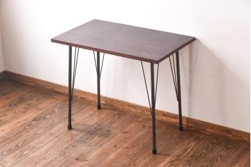 レトロ家具　ラフジュ工房オリジナル　ヒノキ材天板　レトロな風合いの鉄脚テーブル(サイドテーブル、コーヒーテーブル)