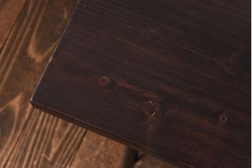レトロ家具　ラフジュ工房オリジナル　ヒノキ材天板　レトロな風合いの鉄脚テーブル(サイドテーブル、コーヒーテーブル)