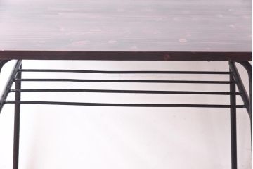 リメイク　ヒノキ材天板　古い鉄脚を合わせた小振りのテーブル(サイドテーブル、作業台、鉄脚テーブル)(1)