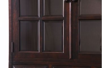 中古　北海道民芸家具　HM160K　落ち着いた色合いが上品な食器棚(本箱、収納棚)(定価約45万)