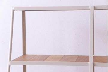 ラフジュ工房オリジナル　チーク無垢材　ペイント台形アイアンラック(飾り棚、陳列棚)