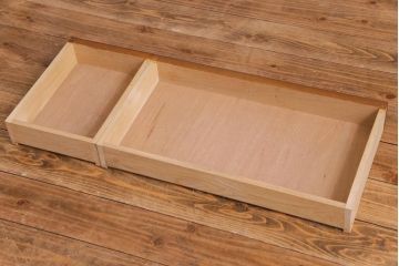 レトロ家具　昭和レトロ　リメイク　懐かしさ感じる鉄脚付キャビネット(戸棚、収納棚)