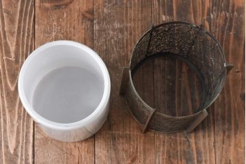 アンティーク　激レア!　繊細な透かし彫りが目を引くクラシカルなペンダントライト(天井照明)