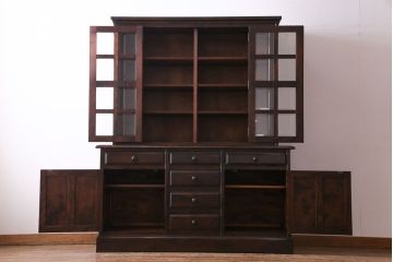 中古美品　北海道民芸家具　シックな雰囲気漂う大きな重ね食器棚(カップボード、収納棚)(2)