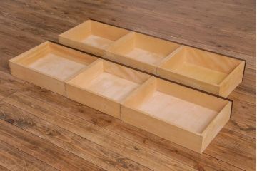 中古美品　北海道民芸家具　シックな雰囲気漂う大きな重ね食器棚(カップボード、収納棚)(2)