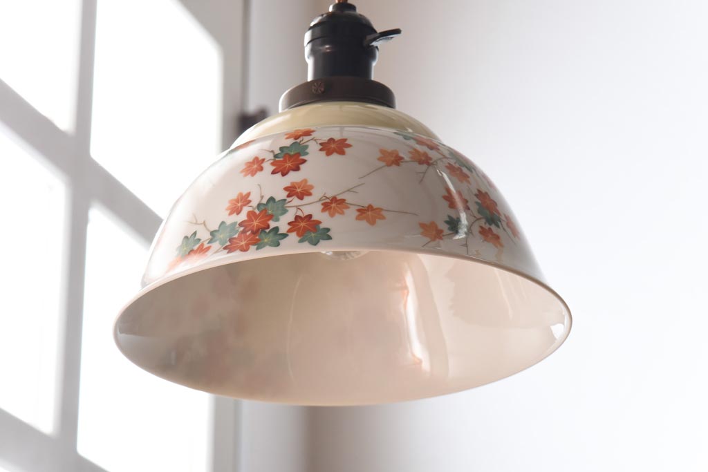 オールドノリタケ(則武、日本陶器)　紅葉が愛らしい電灯笠(シェード、ペンダントライト、吊り下げ照明)(1)