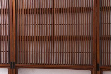 昭和レトロ　板ガラス裏障子留め　花ガラス入り　温かな色味が魅力の格子戸(ガラス帯戸、引き戸、建具)3枚セット