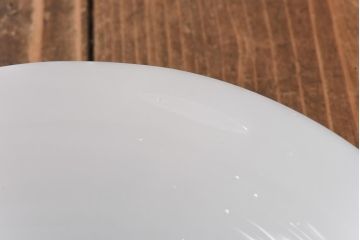 昔懐かしい白い平笠シェードの吊り下げ照明(天井照明、ペンダントライト)2個セット(2)