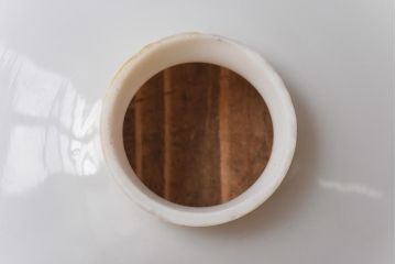 昭和期　素朴な味わいが魅力的な平笠シェード(天井照明、電笠)