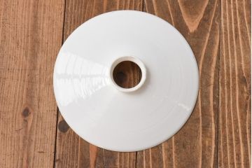 昔懐かしい白い平笠シェードの吊り下げ照明(天井照明、電笠)(2)