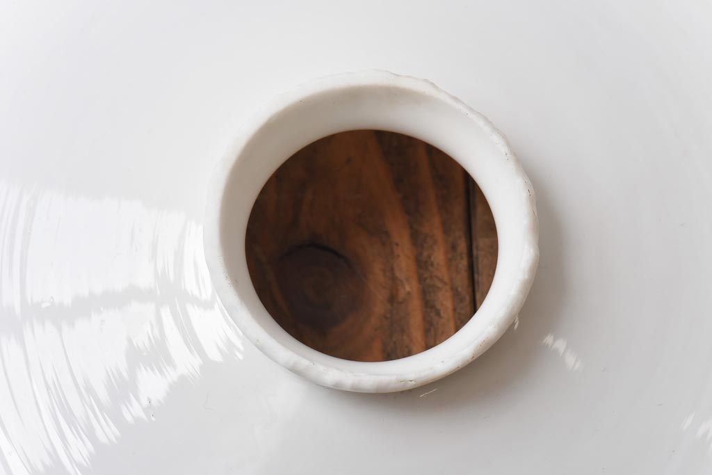 昔懐かしい白い平笠シェードの吊り下げ照明(天井照明、電笠)(2)