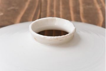 昔懐かしい白い平笠シェードの吊り下げ照明(天井照明、電笠)(2)