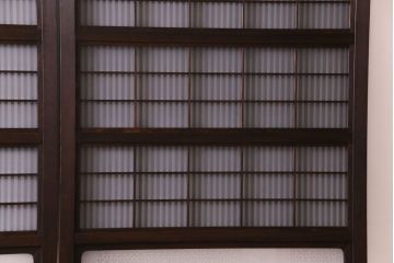 和製アンティーク　板ガラス裏障子留め　花模様ガラス入り　上品な佇まいのレトロな格子戸3枚セット(ガラス帯戸、引き戸、建具)