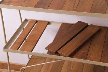 ラフジュオリジナル　ペイント　チーク材　シンプルですっきりと取り入れられるアイアンラック(飾り棚、陳列棚)