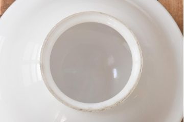 昭和初期　ホルダーの形がおしゃれな天井照明(吊り下げ照明)