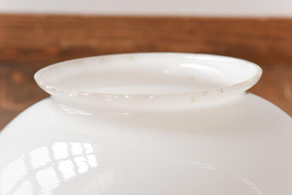 昭和初期　ホルダーの形がおしゃれな天井照明(吊り下げ照明)