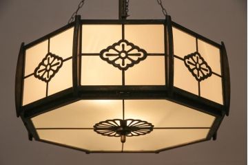 和製アンティーク　透かし模様が目を引く和モダンな天井照明(吊り下げ照明)