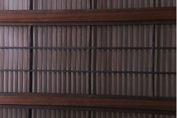 昭和期　板ガラス裏障子留め　木の良さが味わえるシンプルな格子帯戸(ガラス帯戸、格子戸、仕切り戸、引き戸、建具)2枚組