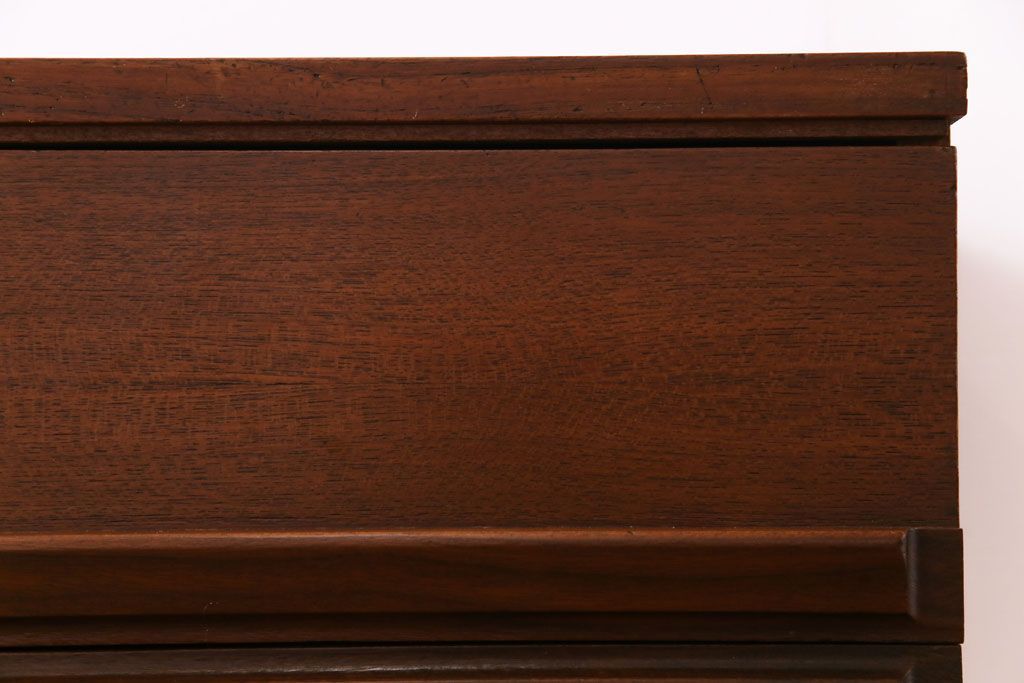 北欧ヴィンテージ家具　チーク材　個性的なデザインが目を惹くサイドボード(サイドキャビネット、リビングボード、ビンテージ)