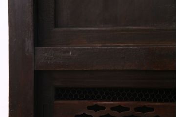 アンティーク家具　和製アンティーク　明治期　脚付き　三尺　味わいある佇まいの水屋箪笥サイドボード(収納棚、食器棚)