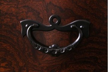 中古　伝統民芸家具　岩谷堂箪笥　上質な和の雰囲気漂う箪笥ローボード(ローチェスト、引き出し)