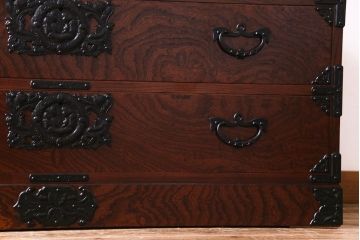 中古　伝統民芸家具　岩谷堂箪笥　上質な和の雰囲気漂う箪笥ローボード(ローチェスト、引き出し)