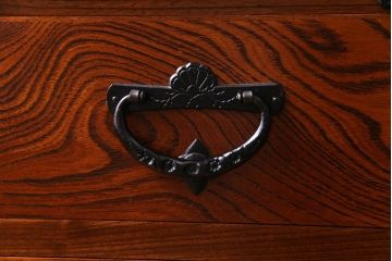 中古　伝統民芸家具　岩谷堂箪笥　NO.892　四尺リビング　タンスローボード(引き出し)(定価約33万円)