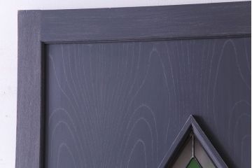 レトロ　ペイント建具　ステンドグラス入り　シックな雰囲気漂う引き戸(スライドドア、建具)