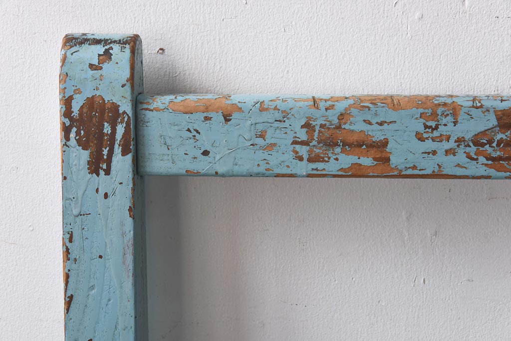 ペイント家具　シャビーな風合いが魅力のキッズチェア(椅子)