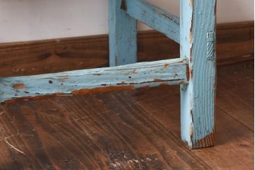 ペイント家具　シャビーな風合いが魅力のキッズチェア(椅子)