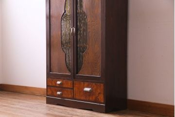 アンティーク家具　昭和中期　大正ロマン　色ガラス入り　扉のデザインが印象的な本箱(収納棚、キャビネット)