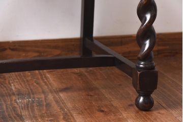 アンティーク家具　イギリスアンティーク　気品漂うバーリーシュガーツイストチェア(ダイニングチェア、椅子)(2)