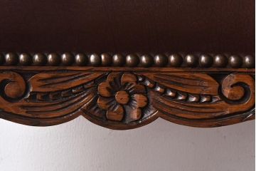 アンティーク家具　イギリスアンティーク　オーク材　本革　彫刻の意匠がおしゃれなチェア(ダイニングチェア、椅子)(1)