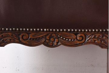 アンティーク家具　イギリスアンティーク　オーク材　本革　彫刻の意匠がおしゃれなチェア(ダイニングチェア、椅子)(1)