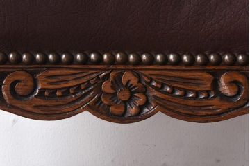 【H様ご成約済】イギリスアンティーク　オーク材　本革　彫刻の意匠がおしゃれなチェア(ダイニングチェア、椅子)(2)