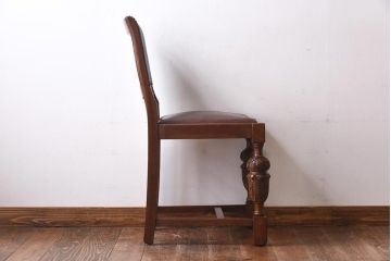 アンティーク家具 イギリスアンティーク オーク材 本革 彫刻の意匠がおしゃれなチェア(ダイニングチェア、椅子)