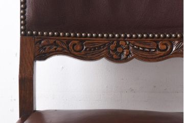 アンティーク家具 イギリスアンティーク オーク材 本革 彫刻の意匠がおしゃれなチェア(ダイニングチェア、椅子)