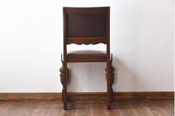 アンティーク家具 イギリスアンティーク オーク材 本革 彫刻の意匠がおしゃれなチェア(ダイニングチェア、椅子)