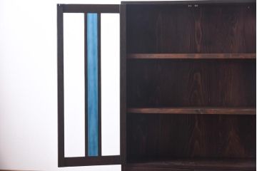 レトロ家具　和製アンティーク　カバ材製　上手物　レトロシックな佇まいが魅力のブックケース(キャビネット、収納棚、本箱)