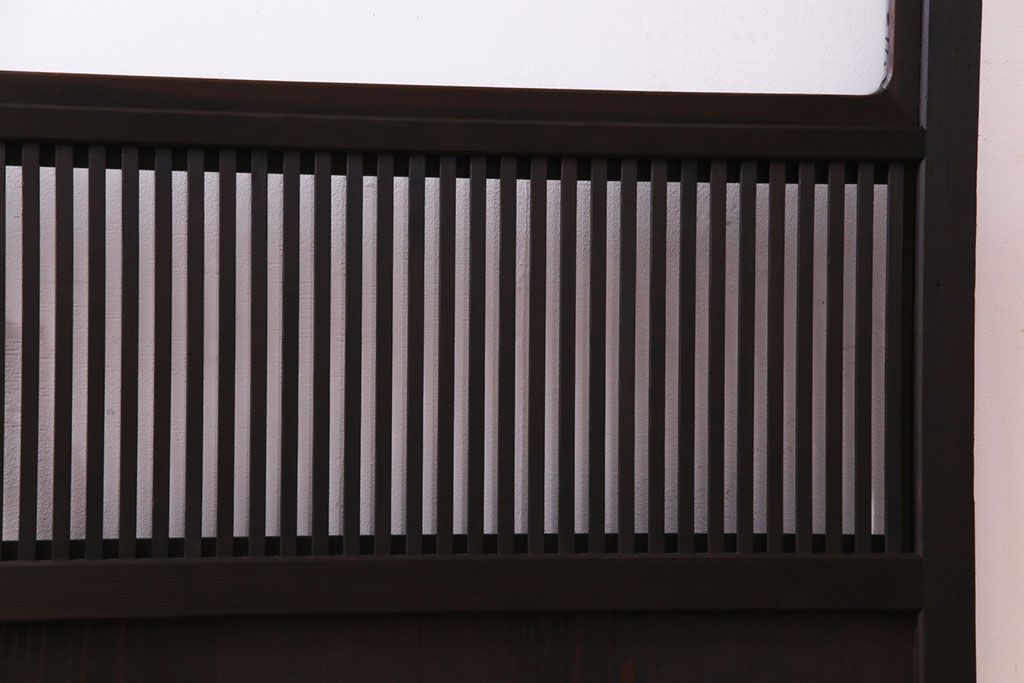 昭和レトロ　倹飩式裏ガラス　万華鏡のような花柄の帯ガラスが愛らしいガラス入り格子戸(ガラス帯戸、引き戸、建具)