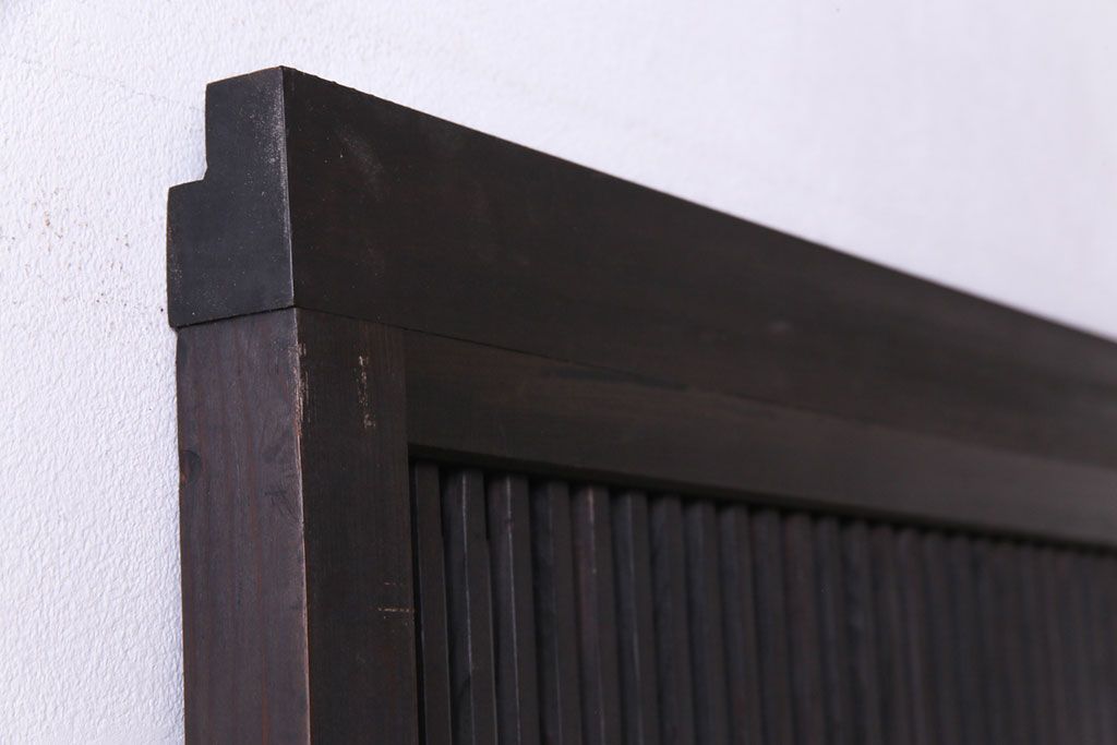 昭和レトロ　倹飩式裏ガラス　腰板ケヤキ材　松竹梅の帯ガラスがユニークな格子戸(ガラス帯戸、引き戸、建具)