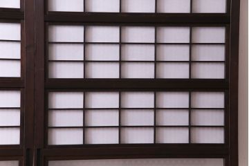 昭和初期　麻の葉ガラス　裏障子付き　和の雰囲気を引き立てる格子戸(ガラス帯戸、引き戸、建具)2枚セット