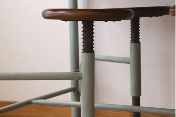 【B様ご決済用】ラフジュ工房オリジナル 8脚格納スツール付きテーブル