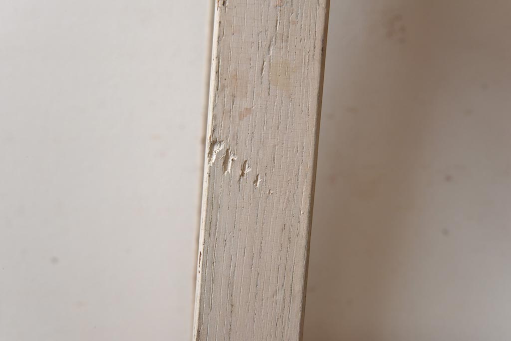 ヴィンテージ家具　ビンテージ　レトロ　シャビーな雰囲気がお洒落な角スツール(椅子、チェア)